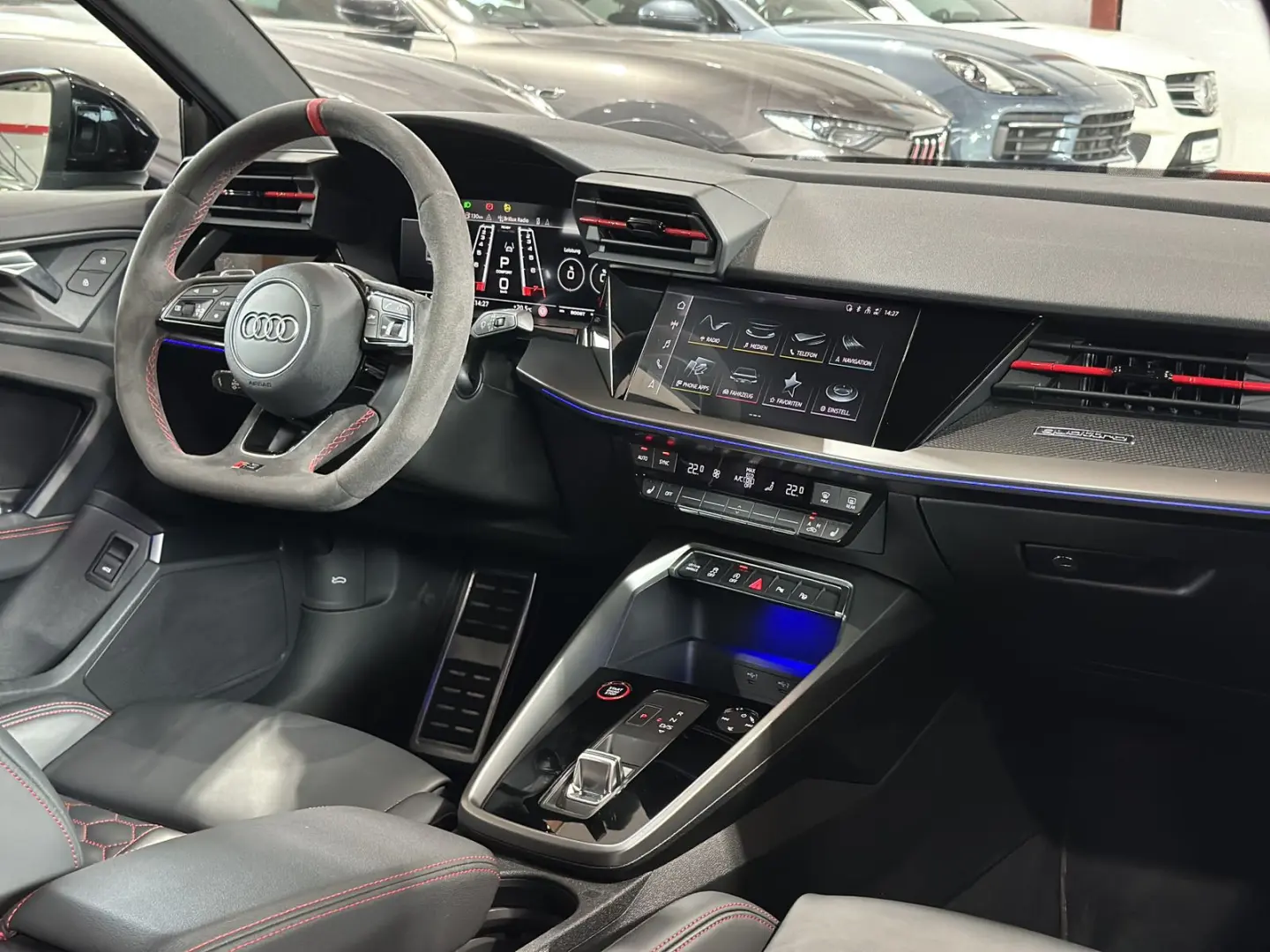 RS3 *2.5 TFSI*QUATTRO*LIMO*CARPLAY*B&O*MASSAGE