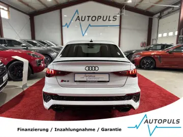 RS3 *2.5 TFSI*QUATTRO*LIMO*CARPLAY*B&O*MASSAGE