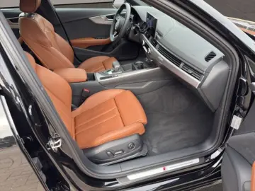 Audi A4 2,0 TFSI quattro S line MATRIX NAVI