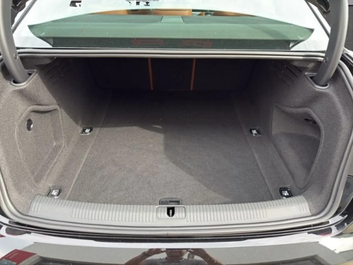Audi A4 2,0 TFSI quattro S line MATRIX NAVI
