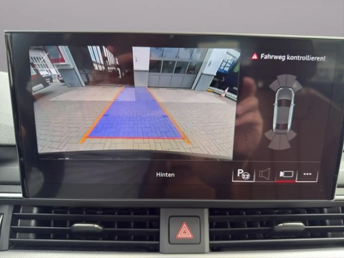 Audi A4 2,0 TFSI quattro S line MATRIX NAVI