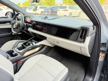 Cayenne*CoupeS*Individual*3xTV*360°ACC*BURMESTER