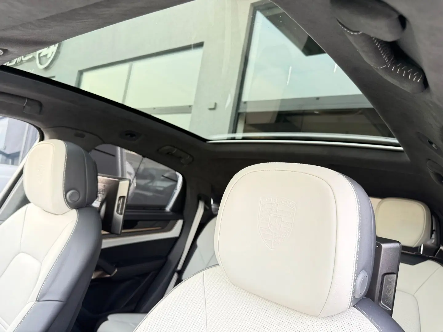 Cayenne*CoupeS*Individual*3xTV*360°ACC*BURMESTER