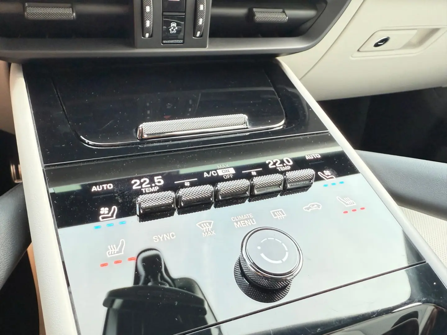 Cayenne*CoupeS*Individual*3xTV*360°ACC*BURMESTER