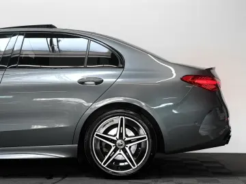 C 300 d AMG Lim. *Pano*Ambiente*MBUX*360°*1. Hd