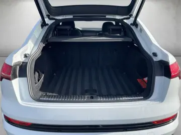 e-tron Sportback S line 55 quattro Navi*Pano*B&O