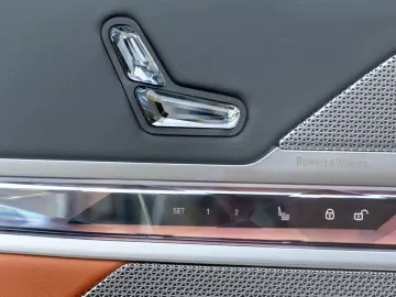 BMW 740 d M SPORT. MASAJ. SOFTC. CER
