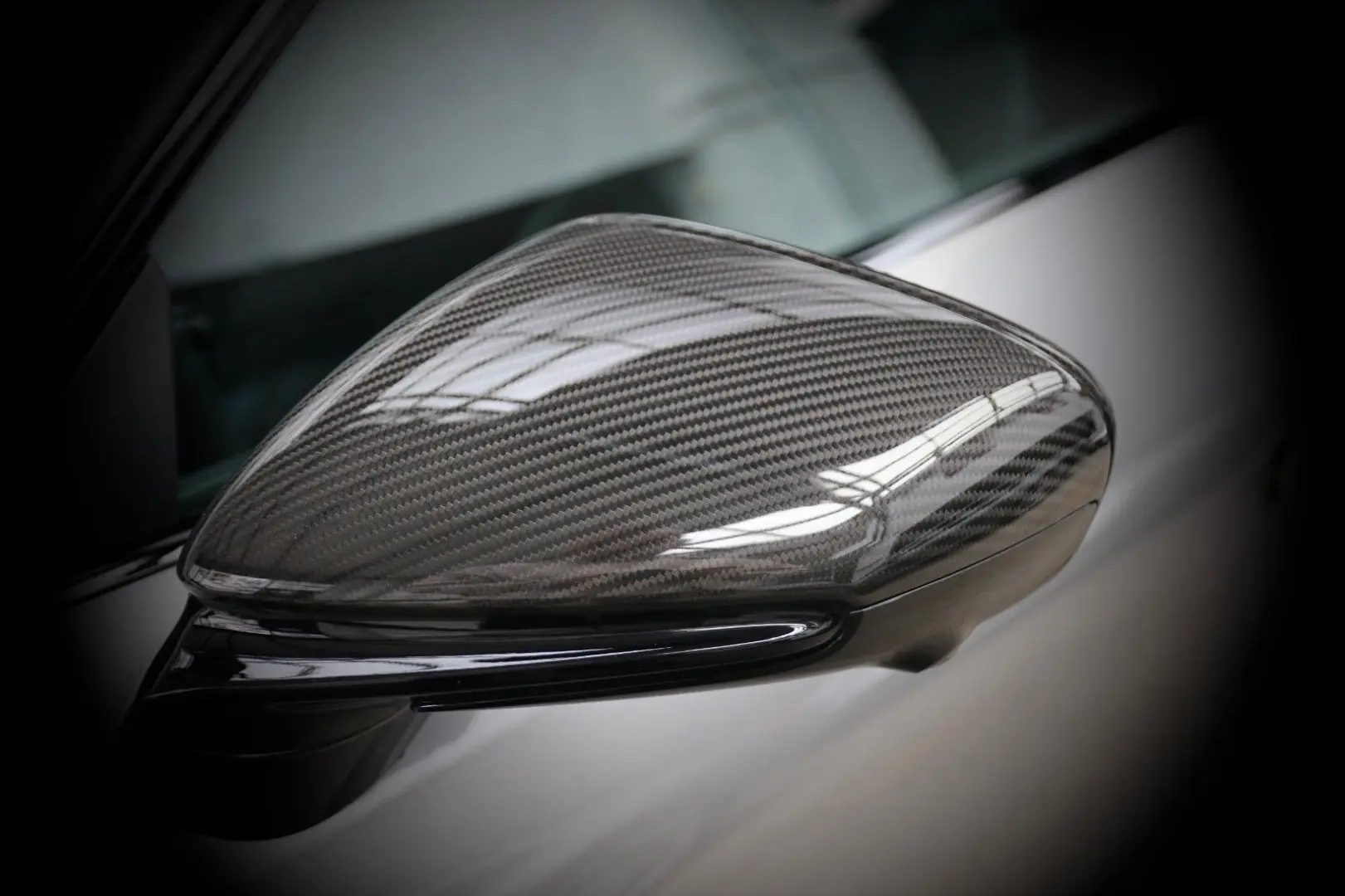 992 Carrera S 18Wege SAGA Carbon Approved 04/26