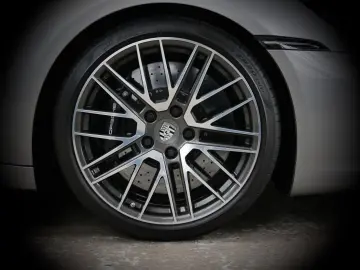 992 Carrera S 18Wege SAGA Carbon Approved 04/26