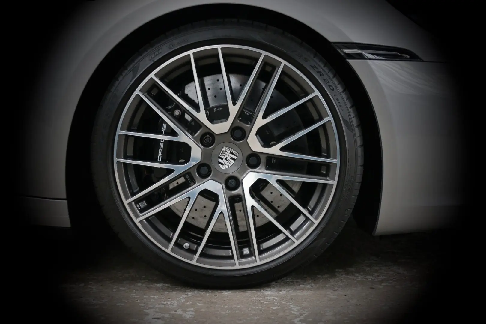 992 Carrera S 18Wege SAGA Carbon Approved 04/26