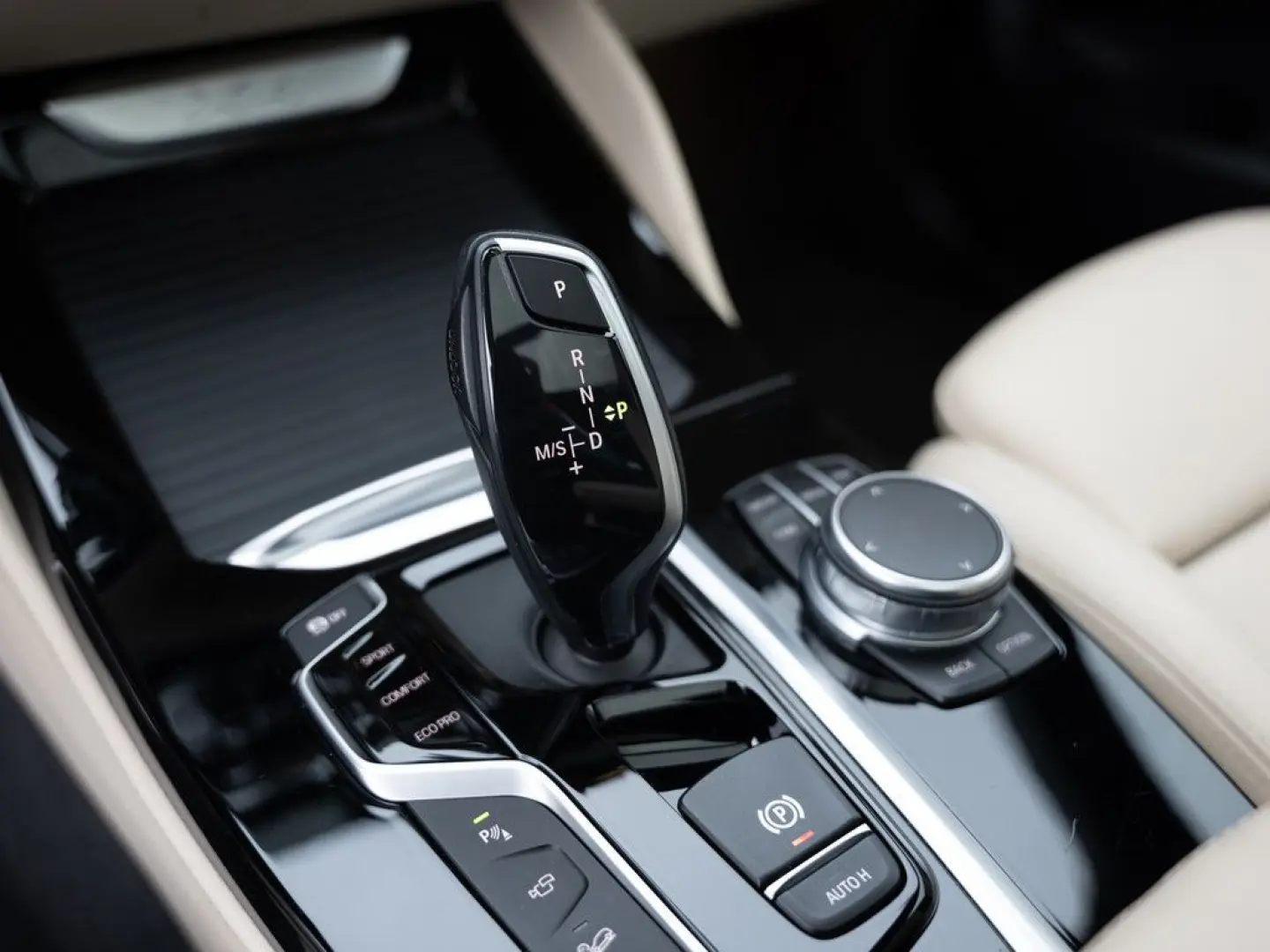 X4 xDrive 20d M-Sport X PANO 360° LED STANDHZ