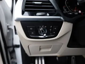 X4 xDrive 20d M-Sport X PANO 360° LED STANDHZ