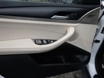 X4 xDrive 20d M-Sport X PANO 360° LED STANDHZ