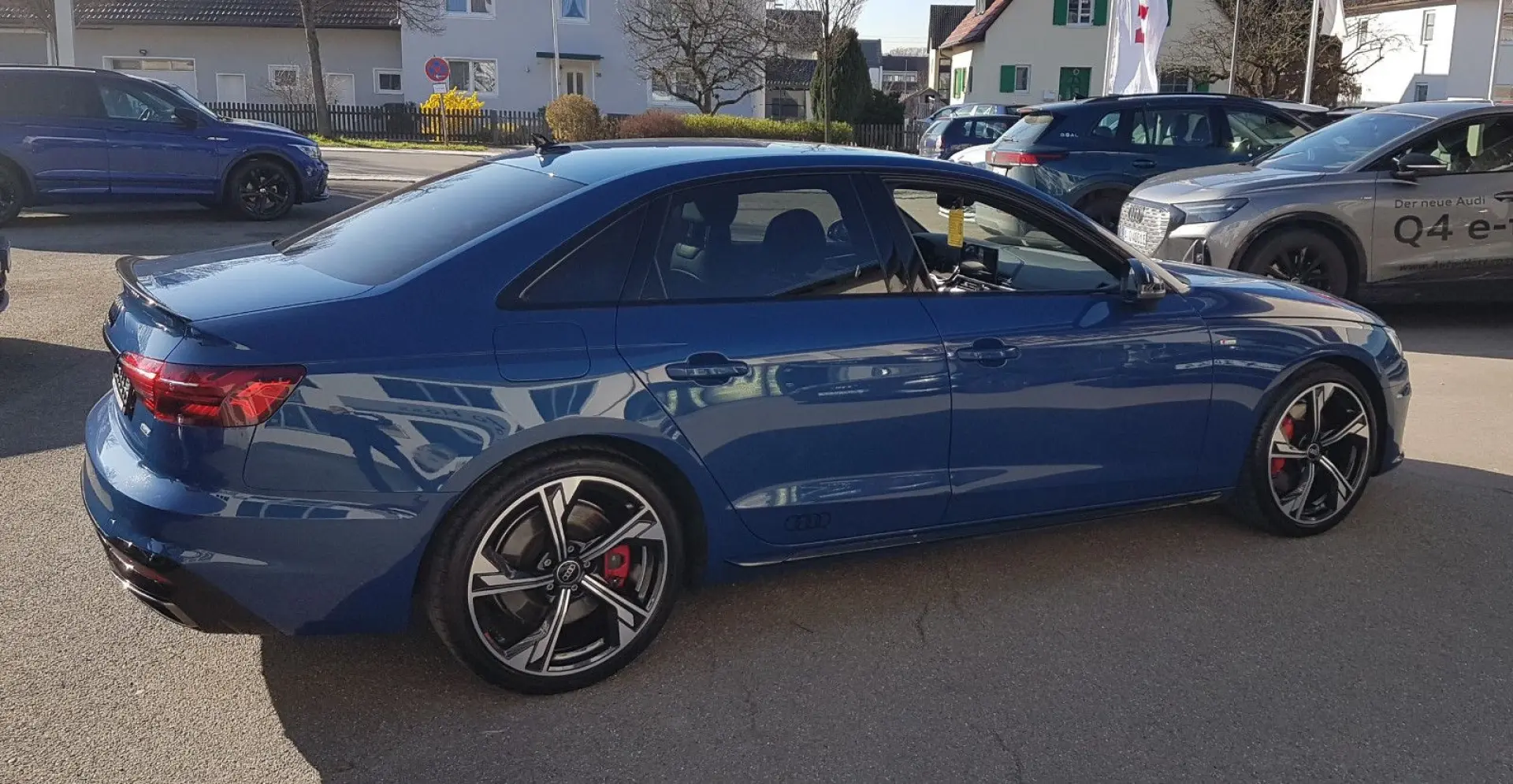 Audi A4 Lim. 45 TFSI quatt S line*MATRIX*