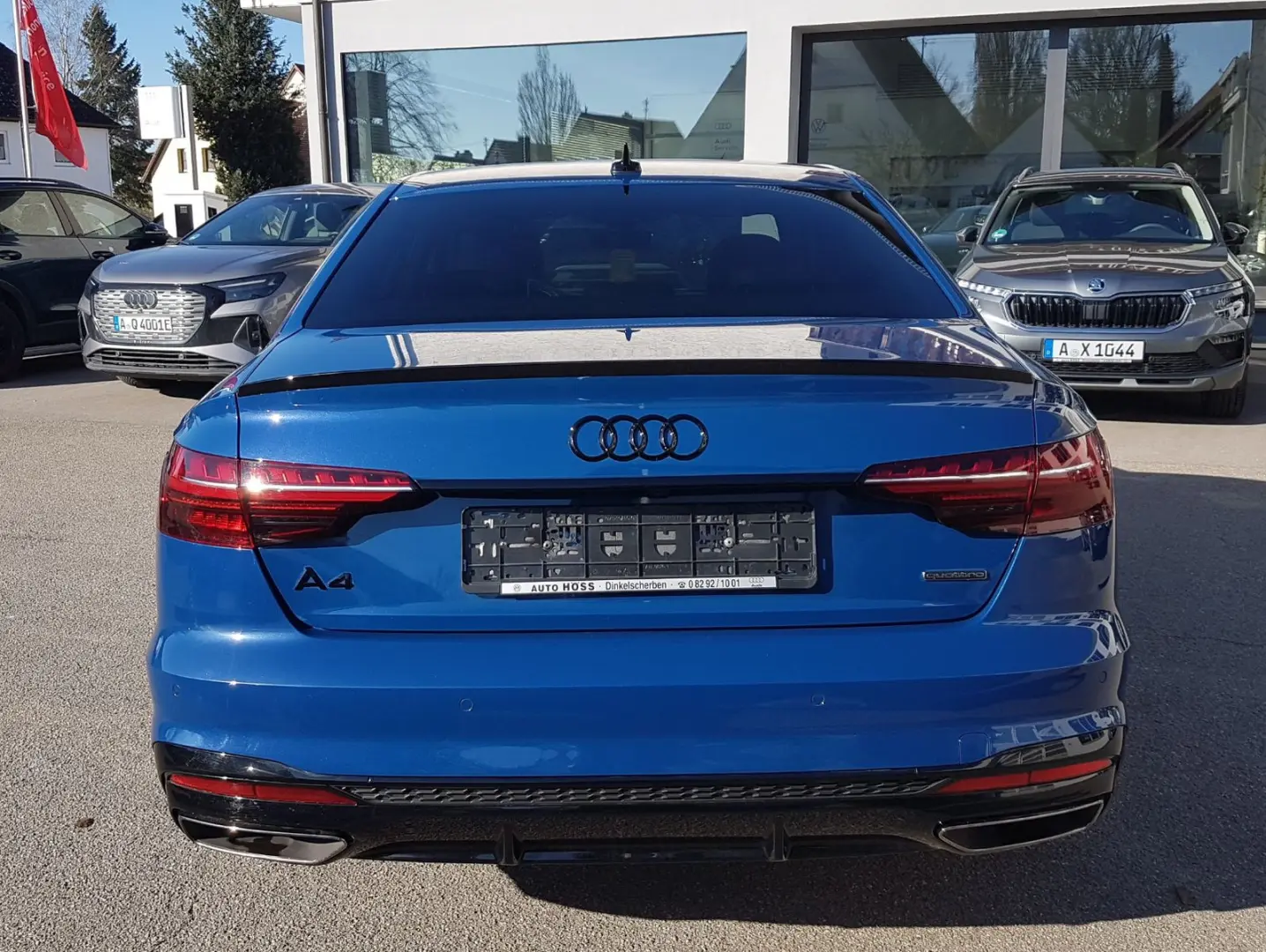 Audi A4 Lim. 45 TFSI quatt S line*MATRIX*