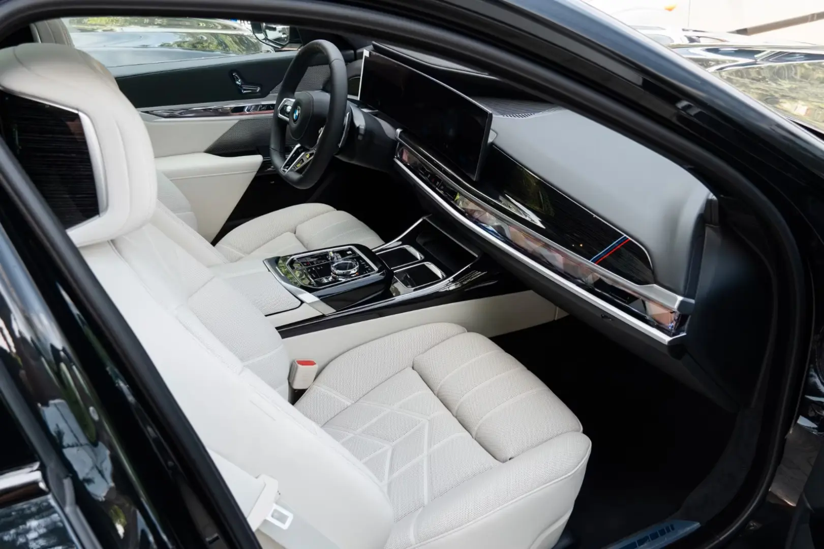 BMW 740 d xDrive M SPORT. CER.