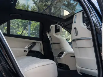 BMW 740 d xDrive M SPORT. CER.