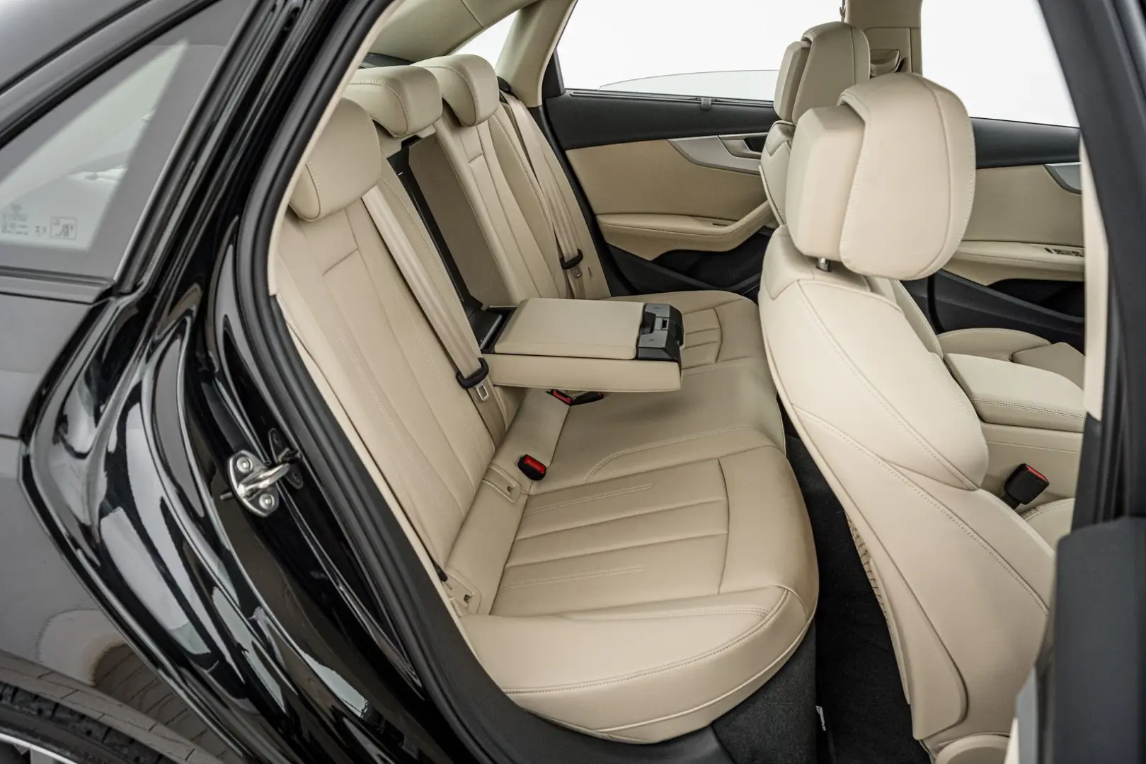 Audi A4 Limousine S line 45 TFSI qu.S tr.360°
