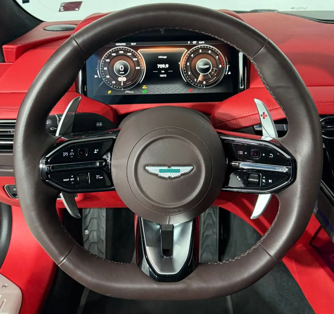 DB12 4.0 V8