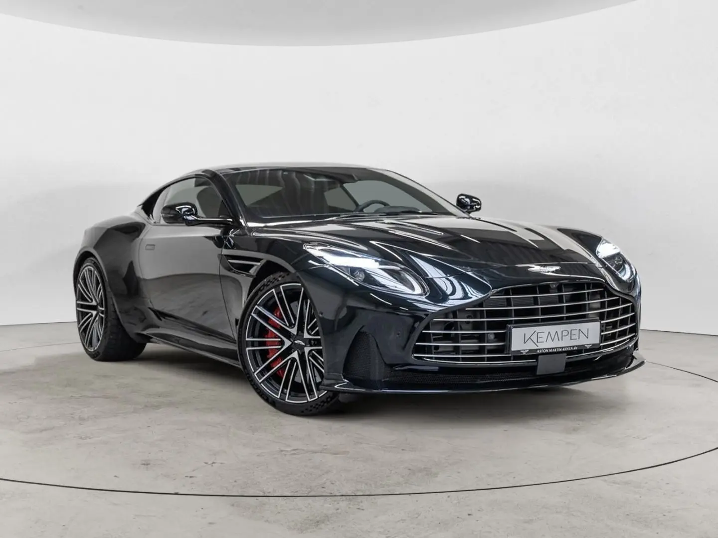 DB12 Oberon Black Carbonbremse Interieur Duotone