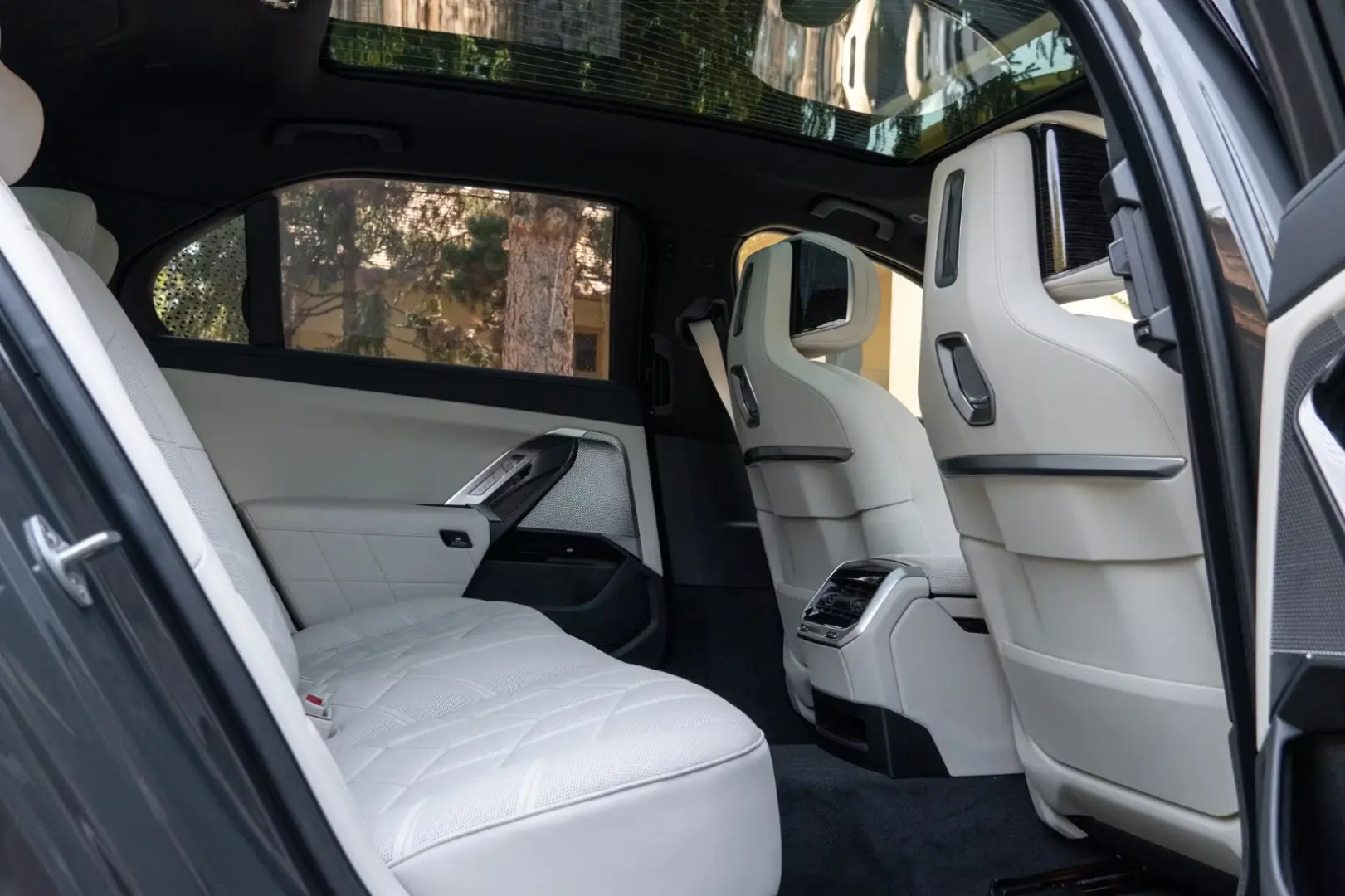 BMW 740 d M SPORT. INDIVID. MASAJ.