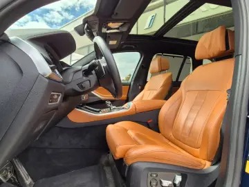 X5 xDrive45e ///M-Sport/Sky-Lounge/ACC/Laser/H&K
