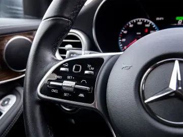 GLC 300e Coupe 4M AMG Leder 360°Keyless AIR Memo