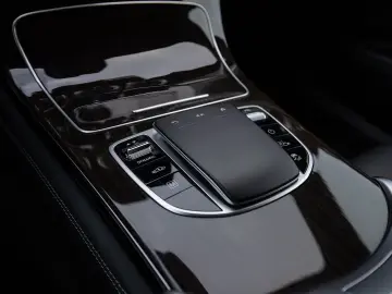 GLC 300e Coupe 4M AMG Leder 360°Keyless AIR Memo