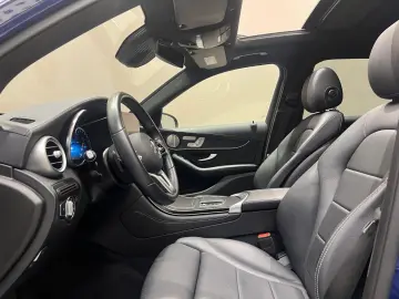 GLC300 e 4M *NIGHT*PANO*MASSAGE*AHK*BURM*DISTR*