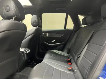 GLC300 e 4M *NIGHT*PANO*MASSAGE*AHK*BURM*DISTR*