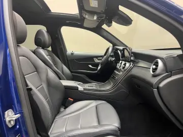 GLC300 e 4M *NIGHT*PANO*MASSAGE*AHK*BURM*DISTR*