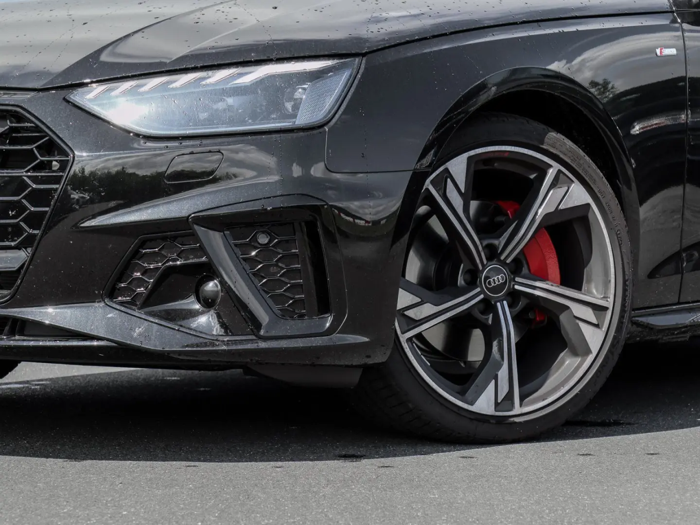 Audi A4 Avant S-Line 40 TDI quattro S-tronic