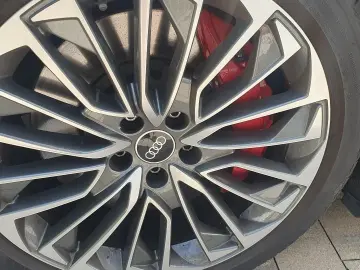 Audi A6 Avant 55 TFSI e quattro sport S-Line
