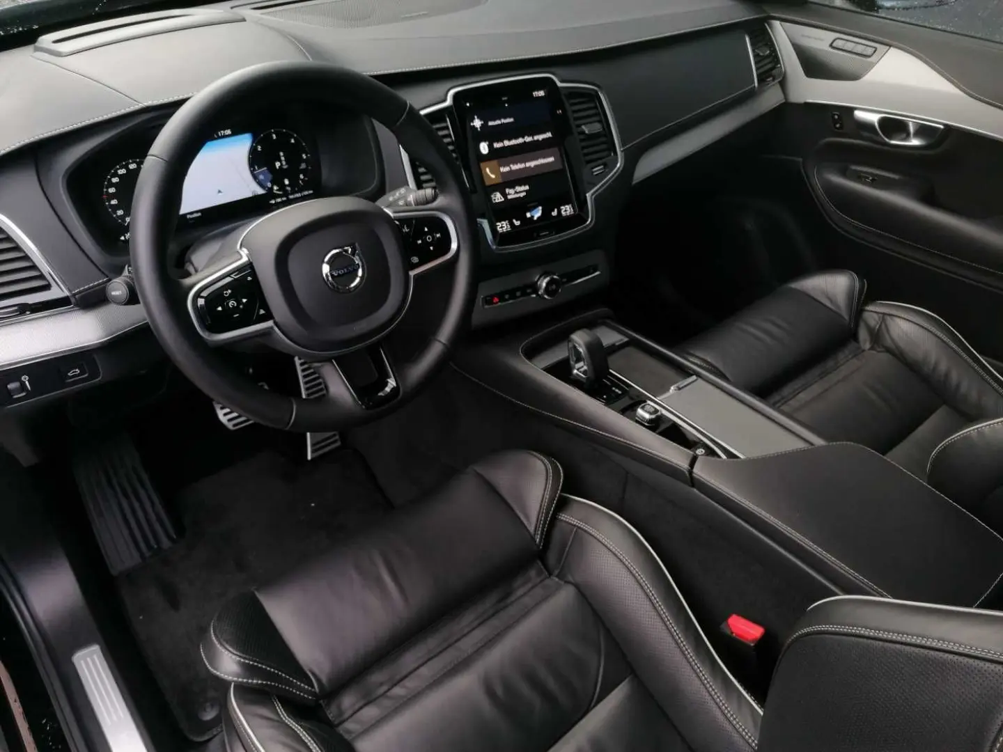 XC90 B5 D AWD R-Design 7-Sitzer 360°, Pano uvm.