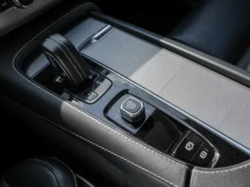 XC90 B5 AWD R-Design Luft 22