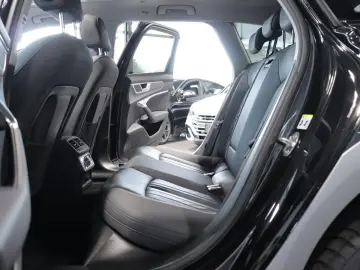 A6 Allroad 3.0 V6 TDI *PANO*VIRTUAL*MATRIX*AHK*