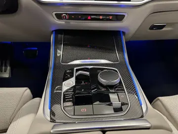 X5 M60i xD Bowers/Carbon/Standhzg/AHK/Sky