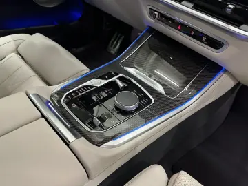 X5 M60i xD Bowers/Carbon/Standhzg/AHK/Sky