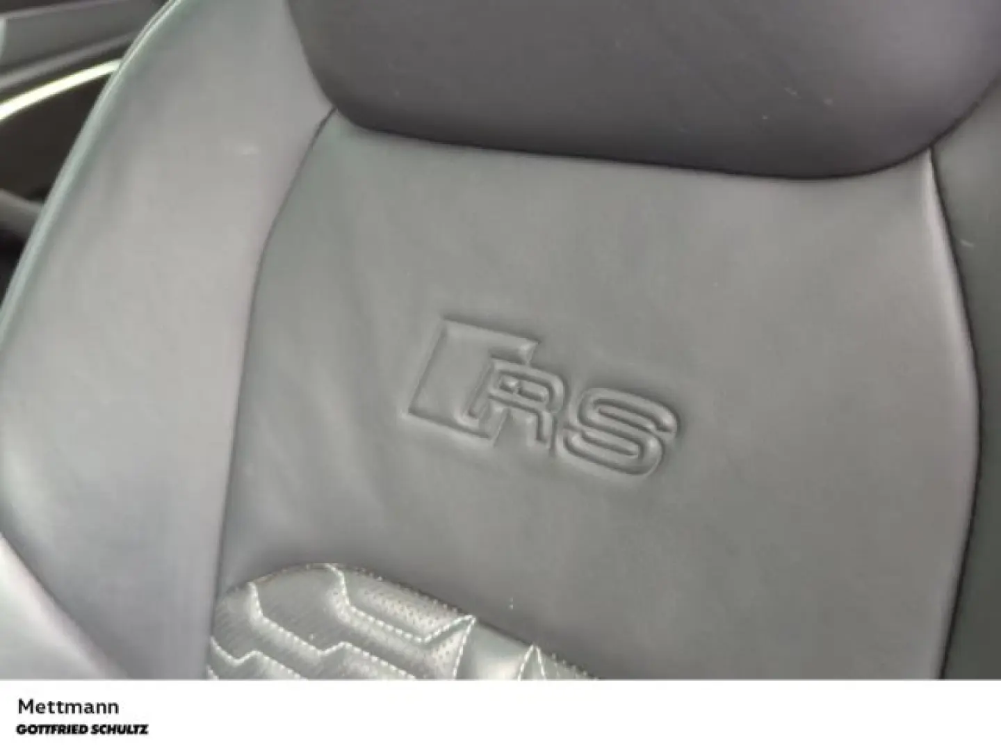 Audi RS6 Avant PANO*AHK*B&O*LED