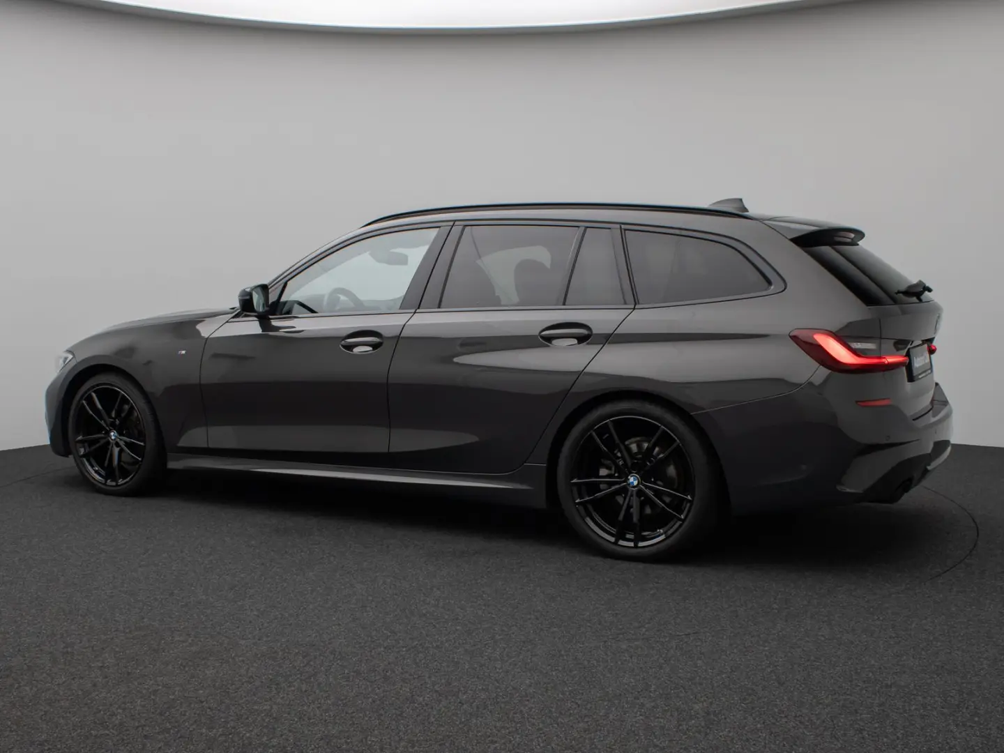 320i M Sport Kamera DAB Laser Alarm Leder 19Zoll