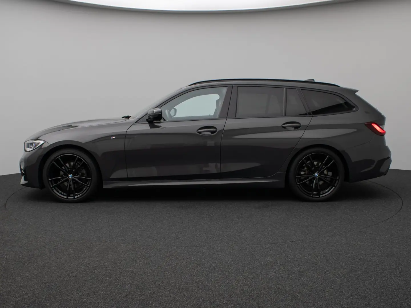 320i M Sport Kamera DAB Laser Alarm Leder 19Zoll
