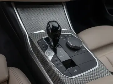 320i M Sport Kamera DAB Laser Alarm Leder 19Zoll
