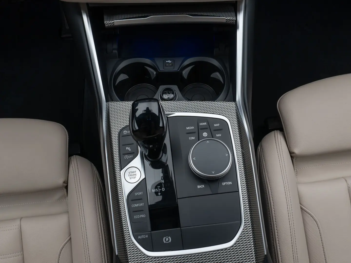 320i M Sport Kamera DAB Laser Alarm Leder 19Zoll