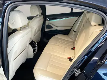 530d Limousine M Sport Standheizung AHK Kamera