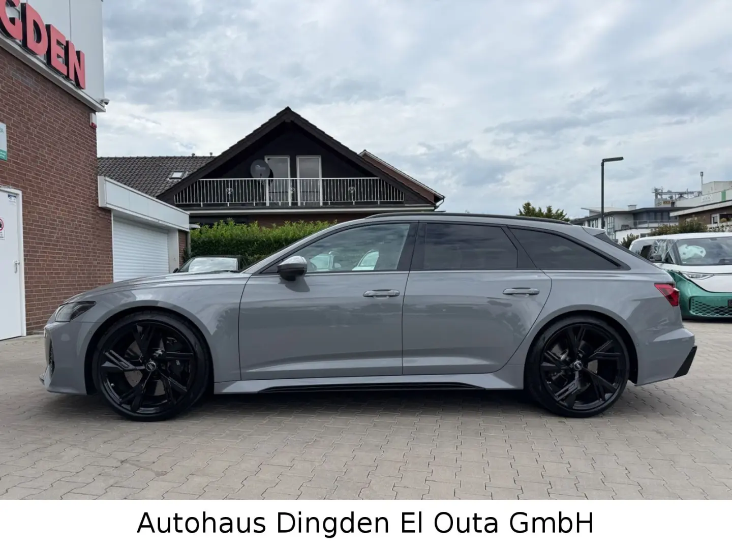 Audi RS6 Avant 4.0 TFSI V8 quattro 
