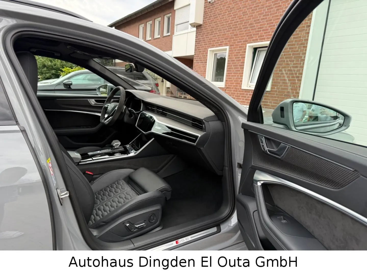 Audi RS6 Avant 4.0 TFSI V8 quattro 