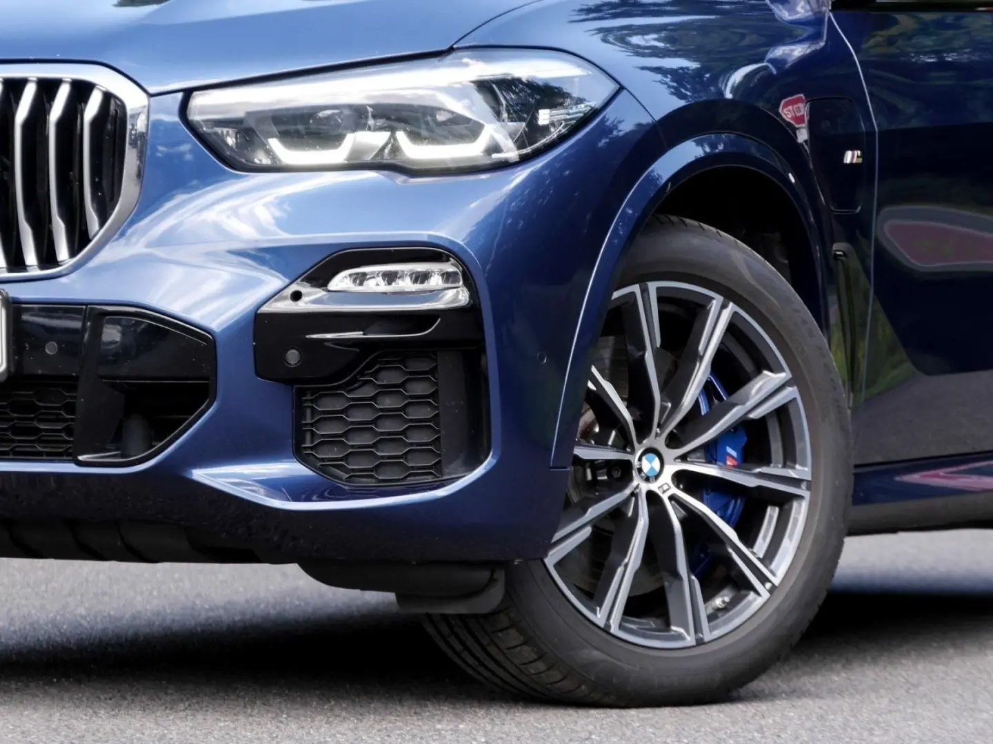 X5 xDrive45e M SPORT+H/K+PANO+ACC+AHK+360 KAMERA