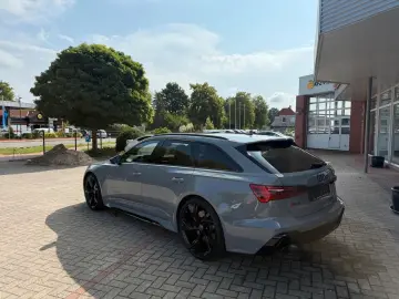 Audi RS6 Avant 4.0 TFSI quattro H/UP*LEDER*TOP*PANO