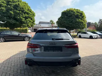 Audi RS6 Avant 4.0 TFSI quattro H/UP*LEDER*TOP*PANO
