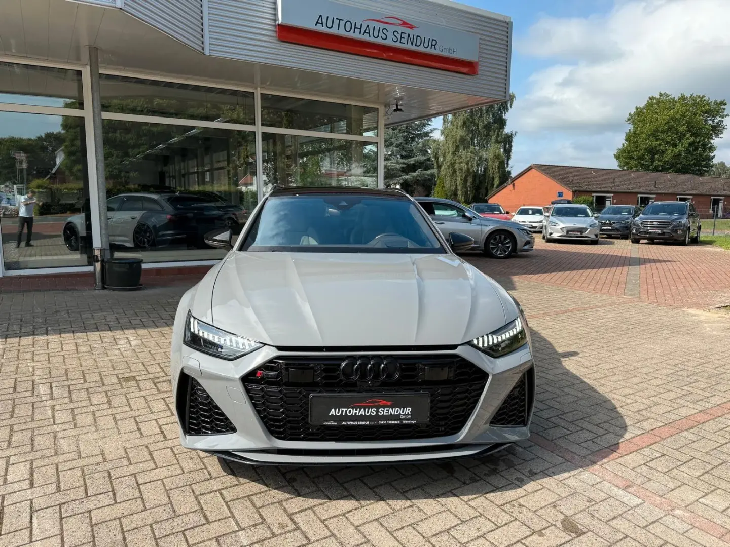 Audi RS6 Avant 4.0 TFSI quattro H/UP*LEDER*TOP*PANO